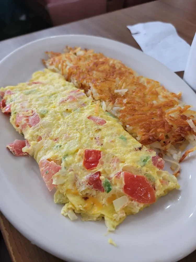Omelette and Hash Browns